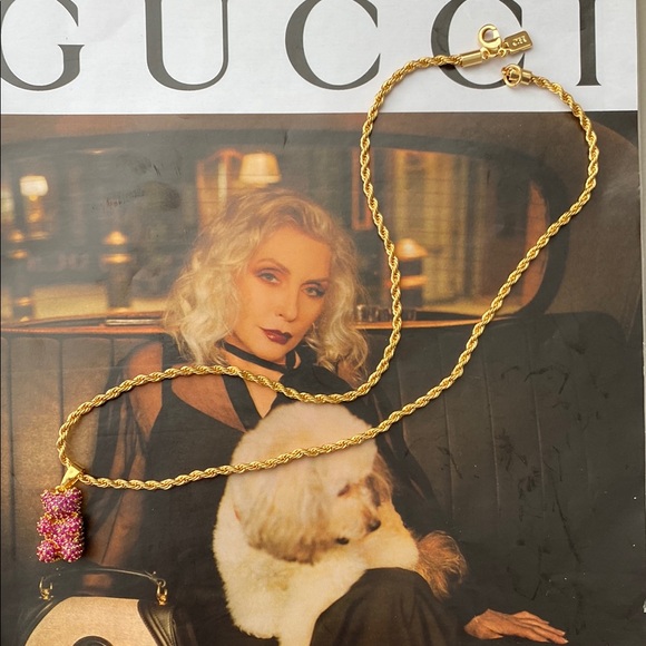 Last one- Auntie Bear Pendant - Picture 5 of 11